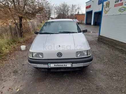 Volkswagen Passat 1989 года за 1 250 000 тг. в Астана