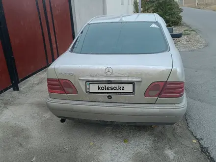 Mercedes-Benz E 230 1996 года за 1 900 000 тг. в Сарыагаш