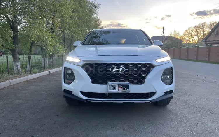 Hyundai Santa Fe 2019 годаүшін10 000 000 тг. в Уральск