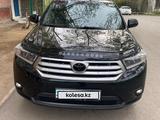 Toyota Highlander 2011 года за 12 500 000 тг. в Экибастуз