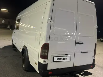 Mercedes-Benz Sprinter 2005 года за 10 500 000 тг. в Алматы – фото 4