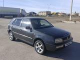 Volkswagen Golf 1992 годаүшін1 200 000 тг. в Тараз