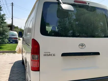 Toyota Hiace 2022 года за 18 000 000 тг. в Алматы – фото 10