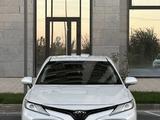 Toyota Camry 2021 года за 16 500 000 тг. в Шымкент – фото 5
