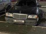 Mercedes-Benz C 180 1996 года за 2 000 000 тг. в Павлодар