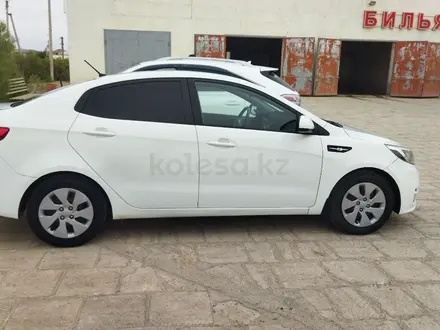 Kia Rio 2016 года за 4 000 000 тг. в Жанаозен – фото 3