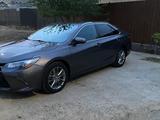 Toyota Camry 2015 годаfor5 800 000 тг. в Атырау – фото 2