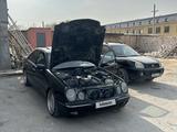 Mercedes-Benz E 430 2001 годаүшін3 300 000 тг. в Жанаозен – фото 3