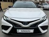 Toyota Camry 2022 года за 17 500 000 тг. в Шымкент