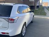 Mitsubishi Outlander 2012 годаүшін8 000 000 тг. в Актобе – фото 4