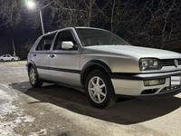 Volkswagen Golf 1994 годаүшін1 800 000 тг. в Шымкент