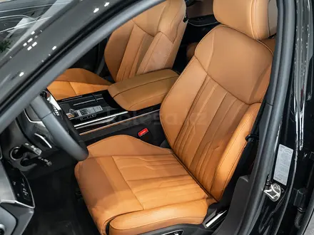 Audi A8 2026 года за 85 000 000 тг. в Астана – фото 9