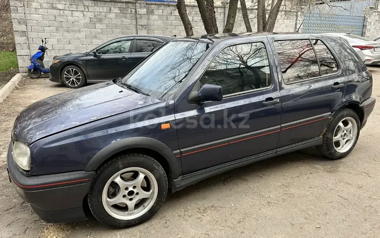 Volkswagen Golf 1994 годаүшін1 800 000 тг. в Алматы