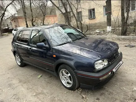 Volkswagen Golf 1994 года за 1 800 000 тг. в Алматы – фото 4