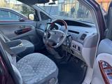 Toyota Estima 2001 года за 8 000 000 тг. в Астана – фото 2