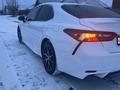 Toyota Camry 2021 годаүшін13 990 000 тг. в Уральск – фото 3