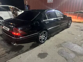 Mercedes-Benz S 320