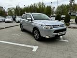 Mitsubishi Outlander 2014 года за 9 100 000 тг. в Костанай – фото 2