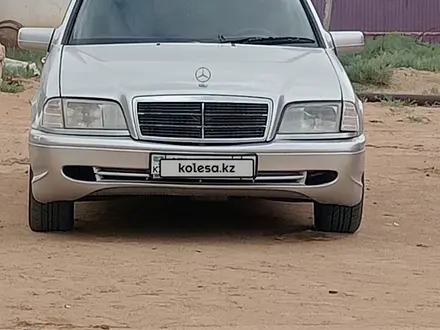 Mercedes-Benz C 180 1995 года за 1 500 000 тг. в Актау