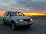 Lexus RX 300 1999 годаүшін3 800 000 тг. в Алматы – фото 2