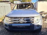 Mitsubishi Pajero 2007 годаүшін3 500 000 тг. в Караганда – фото 2