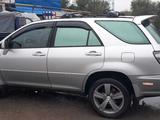 Lexus RX 300 1998 годаүшін4 200 000 тг. в Алматы – фото 3