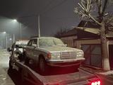 Mercedes-Benz E 230 1985 годаfor750 000 тг. в Талдыкорган – фото 4