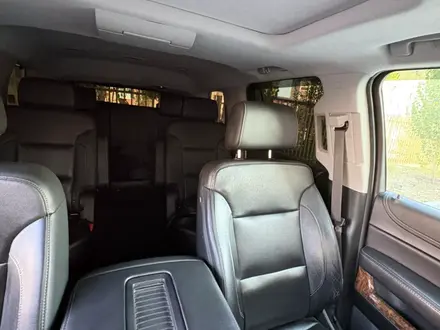 Chevrolet Tahoe 2019 года за 23 000 000 тг. в Актобе – фото 9