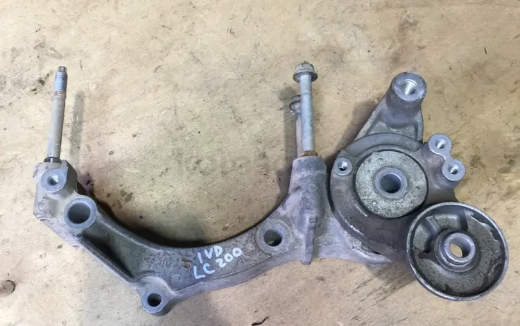 Натяжитель на Toyota Land Cruiser 200, дизель, 4.5Л за 40 000 тг. в Алматы