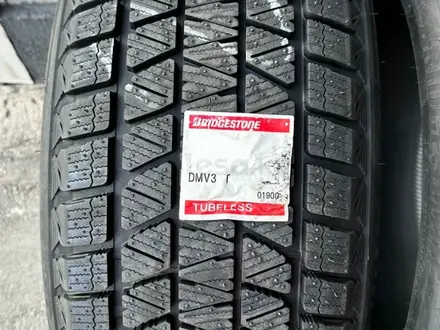 Шины Bridgestone 255/45/r20 DMV3 за 130 000 тг. в Алматы