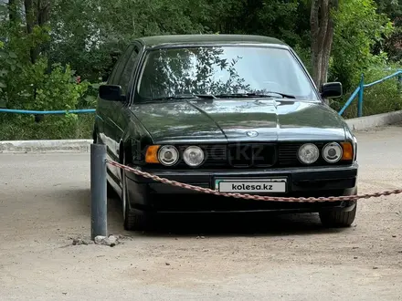 BMW 525 1991 года за 1 500 000 тг. в Караганда