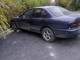 Mitsubishi Galant