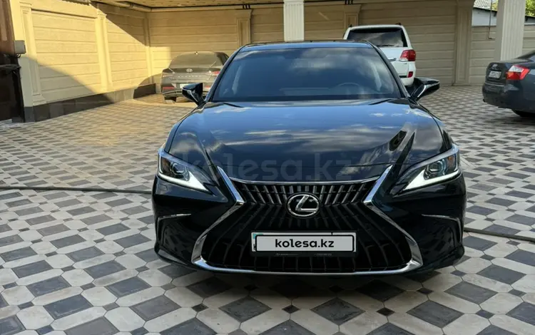 Lexus ES 250 2022 годаүшін24 000 000 тг. в Алматы