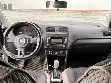 Volkswagen Polo 2011 года за 3 400 000 тг. в Актобе – фото 7