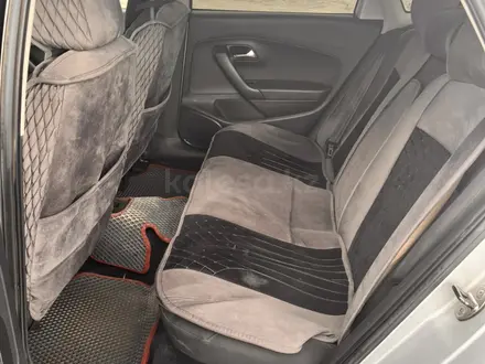 Volkswagen Polo 2011 года за 3 400 000 тг. в Актобе – фото 6