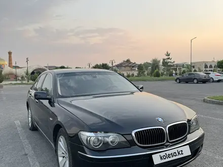 BMW 750 2006 года за 6 500 000 тг. в Алматы