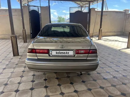 Toyota Camry 1997 года за 2 900 000 тг. в Шымкент – фото 13