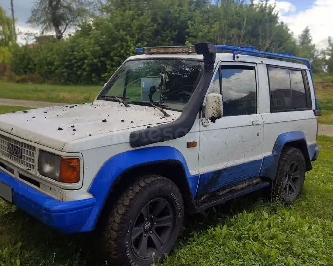 Isuzu Trooper, 1989