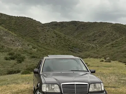 Mercedes-Benz E 200 1995 года за 1 600 000 тг. в Алматы – фото 4