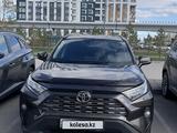 Toyota RAV4 2019 года за 15 000 000 тг. в Астана