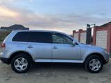 Volkswagen Touareg 2004 года за 4 800 000 тг. в Кызылорда – фото 2