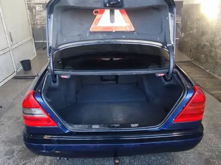 Mercedes-Benz C 230 1995 года за 1 000 000 тг. в Караганда – фото 8