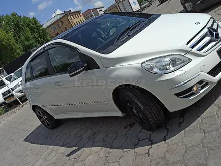 Mercedes-Benz B 180 2011 годаүшін5 500 000 тг. в Караганда – фото 2