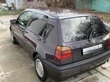 Volkswagen Golf 1993 года за 1 300 000 тг. в Шымкент – фото 2