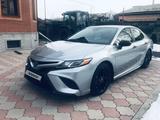 Toyota Camry 2020 года за 15 000 000 тг. в Алматы