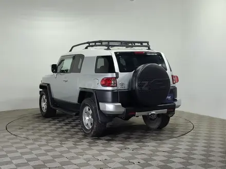 Toyota FJ Cruiser 2006 года за 13 020 000 тг. в Алматы – фото 7