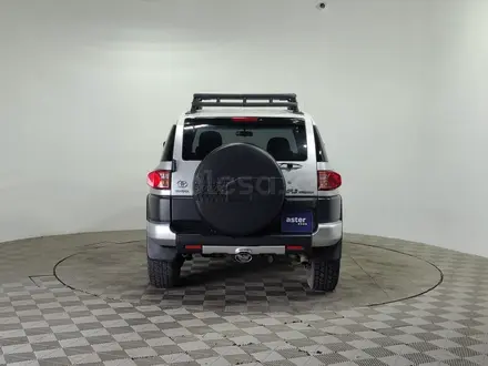 Toyota FJ Cruiser 2006 года за 13 020 000 тг. в Алматы – фото 6