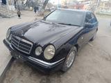 Mercedes-Benz E 230 1996 годаүшін2 750 000 тг. в Тараз – фото 3