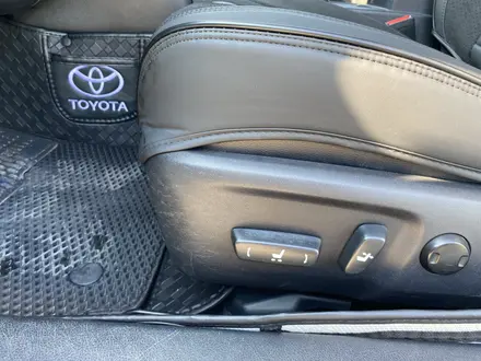 Toyota Camry 2015 года за 10 500 000 тг. в Уральск – фото 18