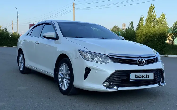Toyota Camry 2015 года за 10 500 000 тг. в Уральск